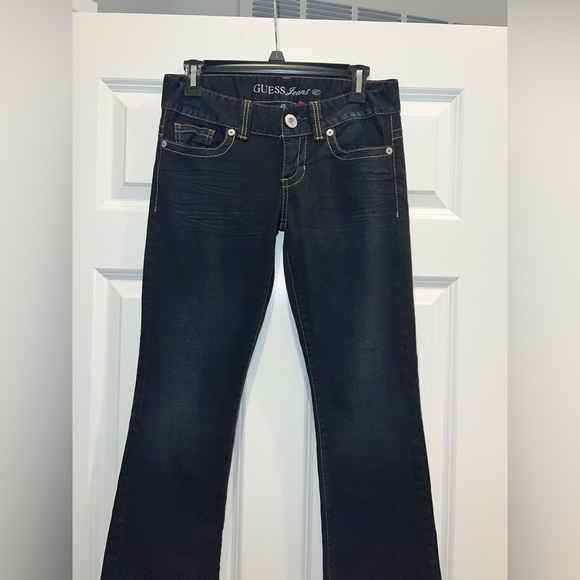 Beautiful dark blue low rise guess jeans size 27 - Picture 5 of 7
